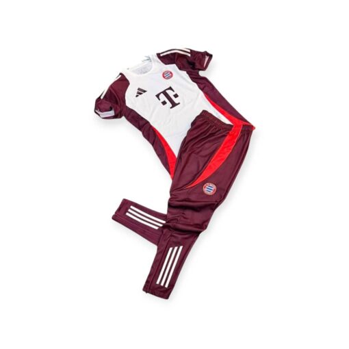 Ensemble Adidas de l'équipe FC Bayern