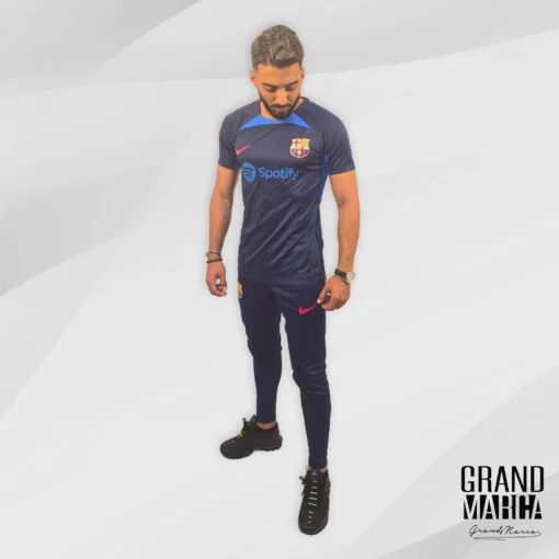 Ensemble Nike de l'Équipe FC Barcelone Bleu – Image 4